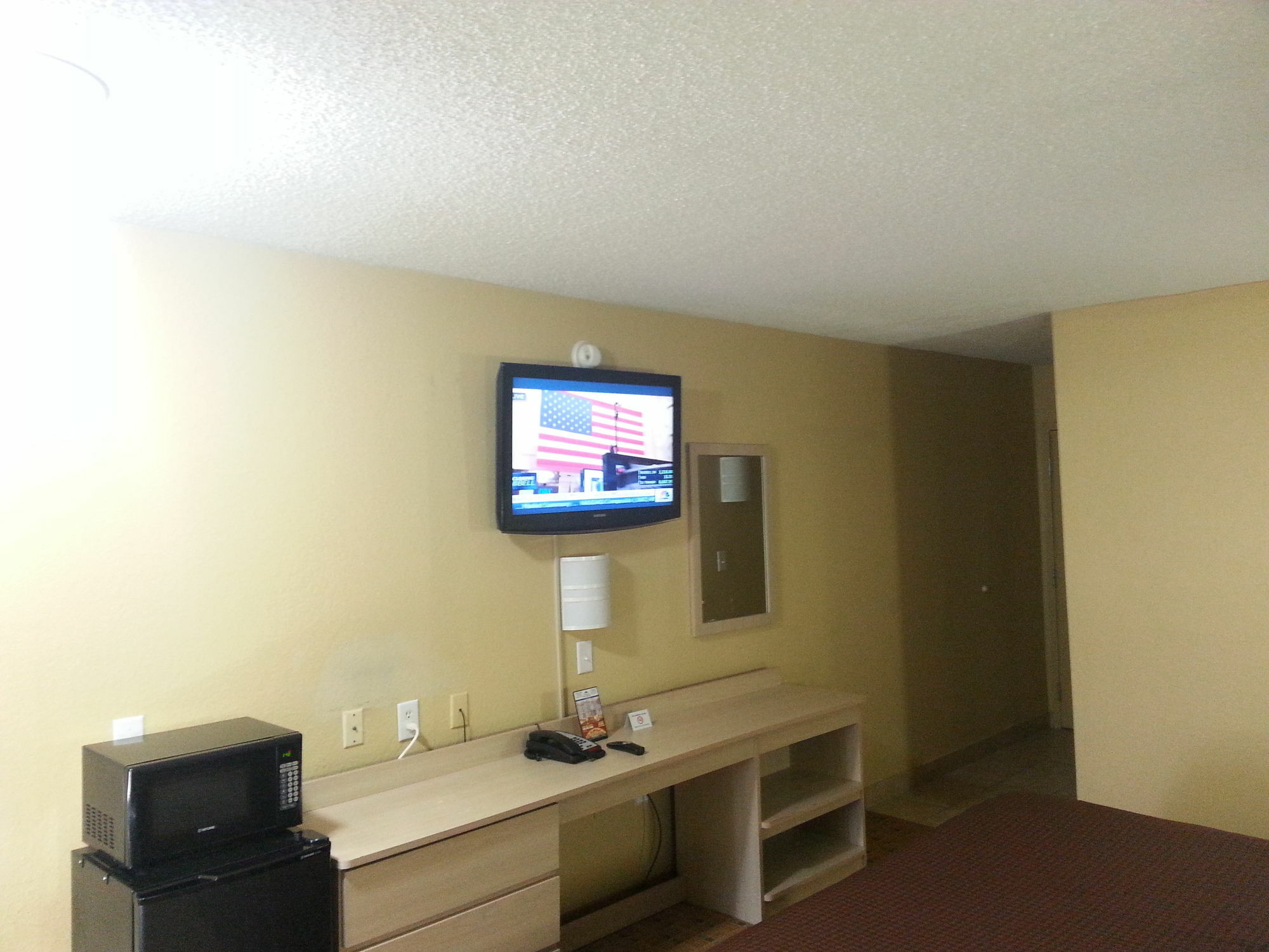 Red Roof Inn Raleigh North-Crabtree Mall-Lenovo Center Exterior foto